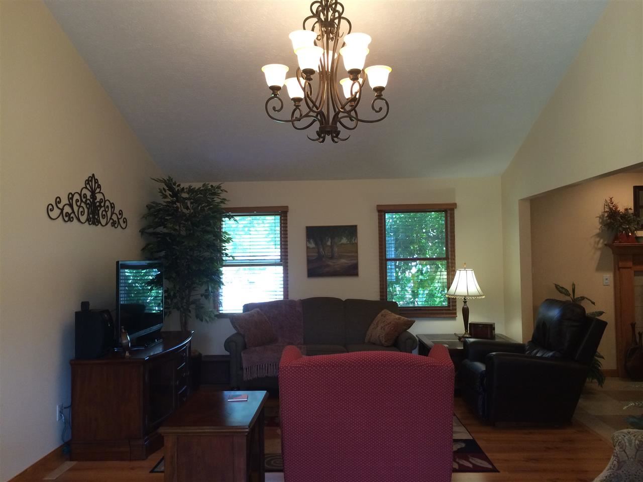 56233 Andrea Ct, Mishawaka, IN 46545 photo 4