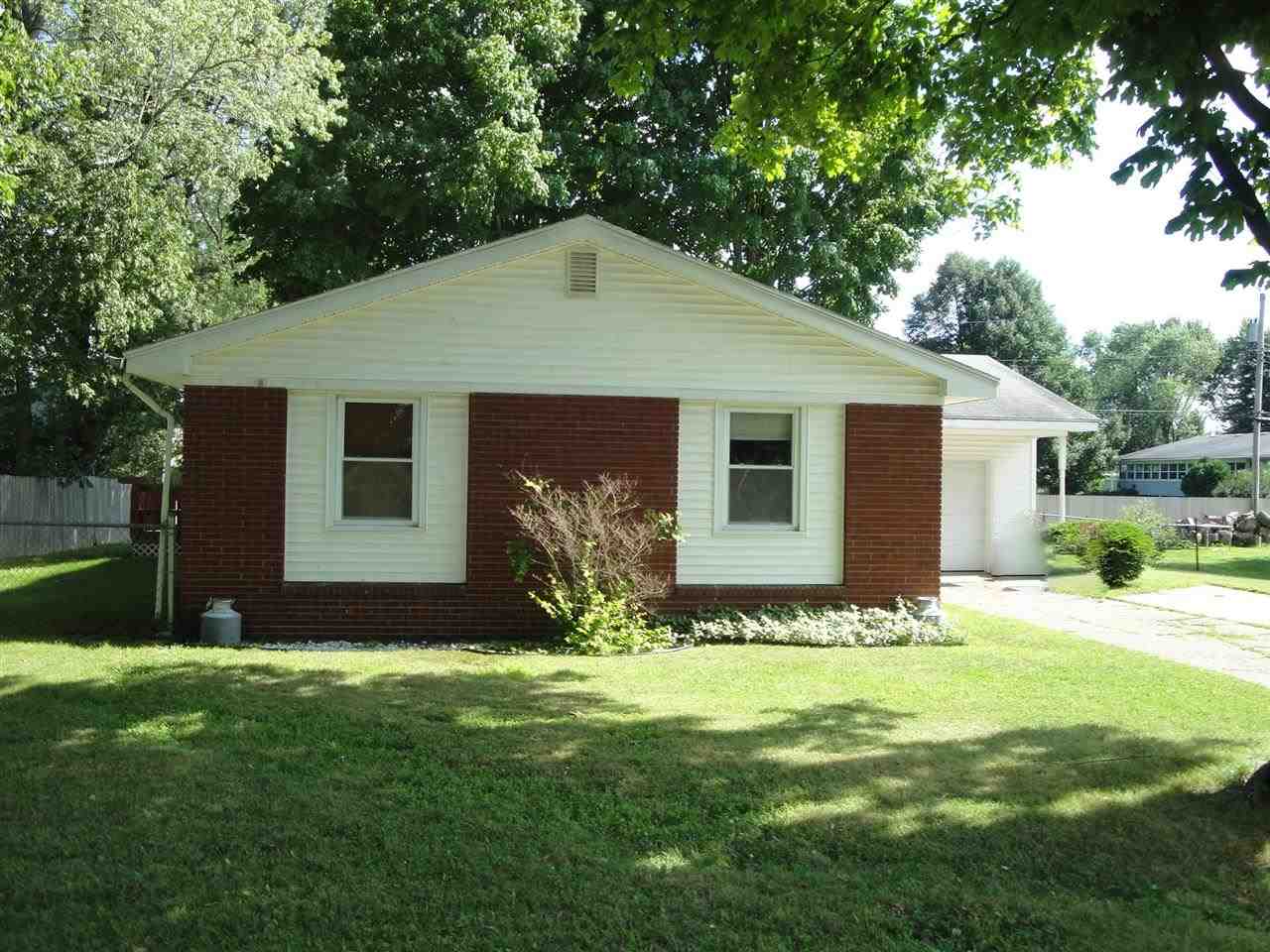 1826 Bashor Rd, Goshen, IN 46526 photo 1