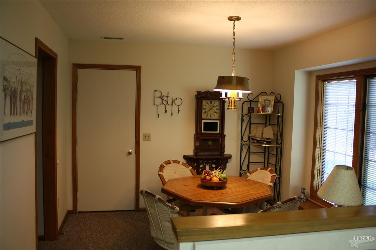 7820 Grassland Ct, Fort Wayne, IN 46825 photo 12