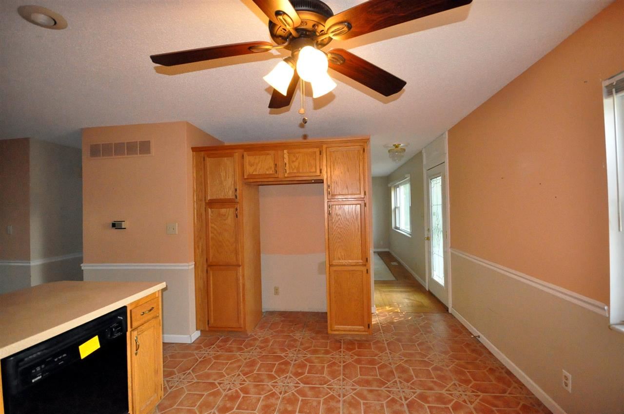 7855 Tanglewood Dr, Newburgh, IN 47630 photo 6