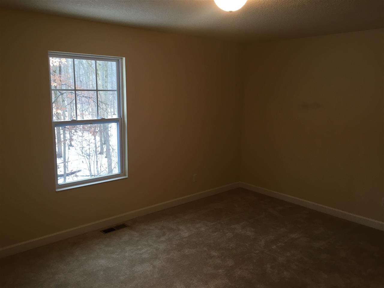 260 Beechnut Ct, Warsaw, IN 46582 photo 8