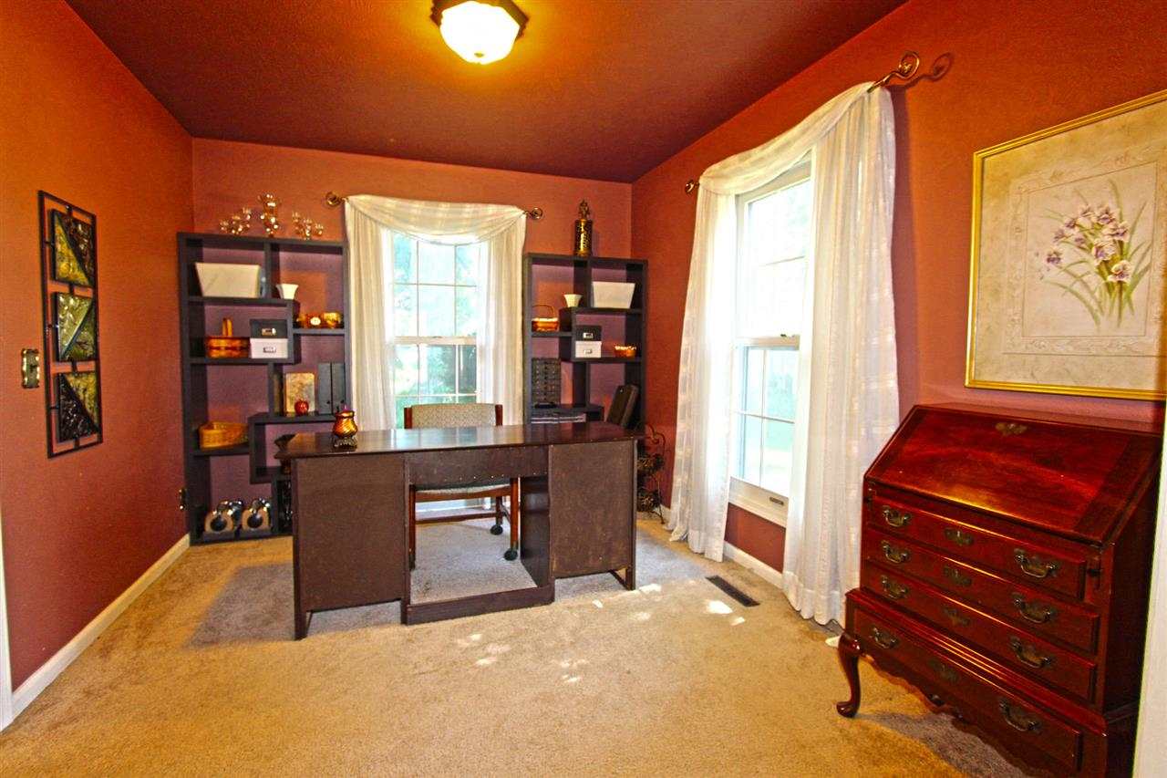 26225 Hilly Ln, Elkhart, IN 46517 photo 12