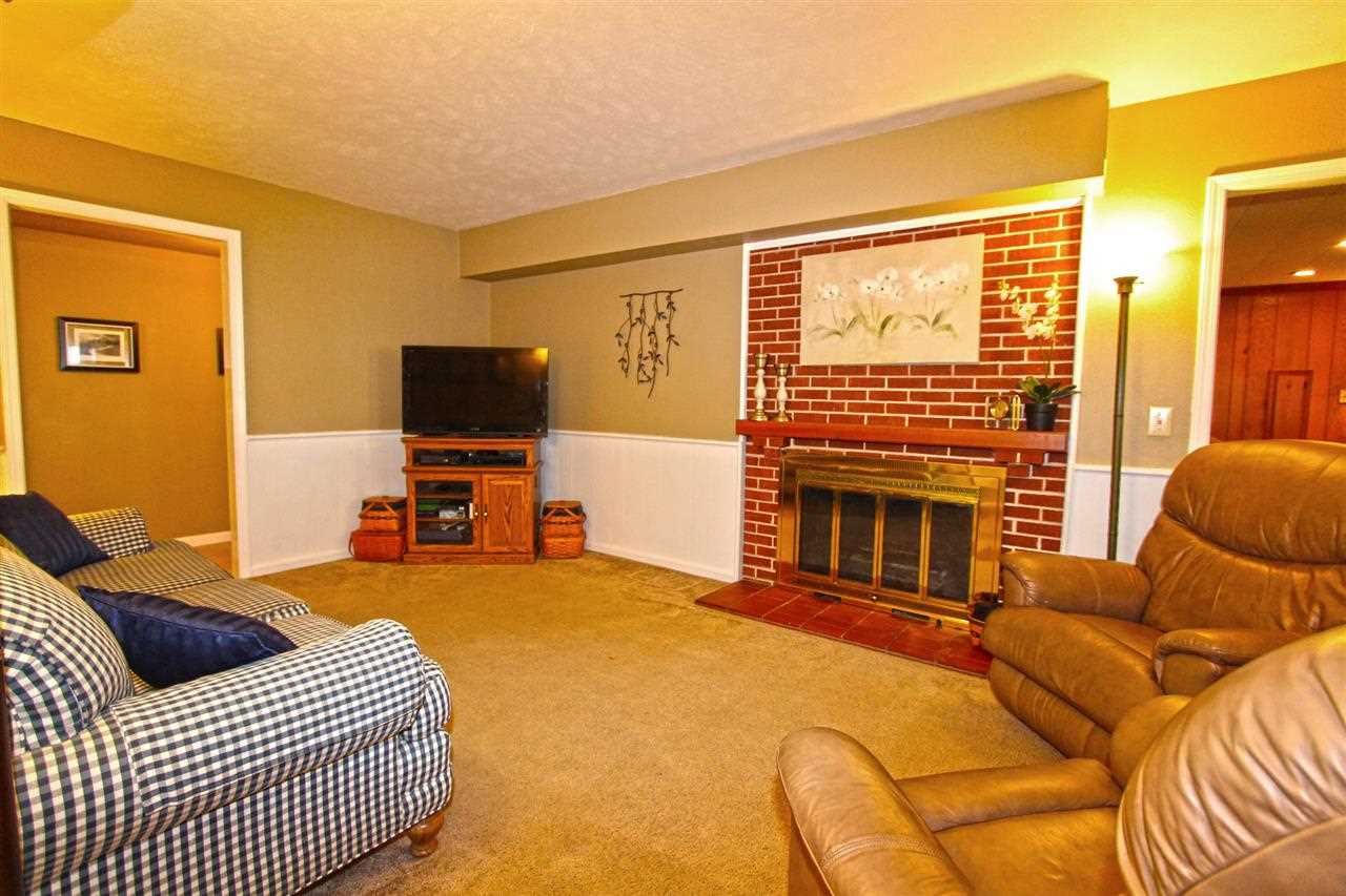 26225 Hilly Ln, Elkhart, IN 46517 photo 11