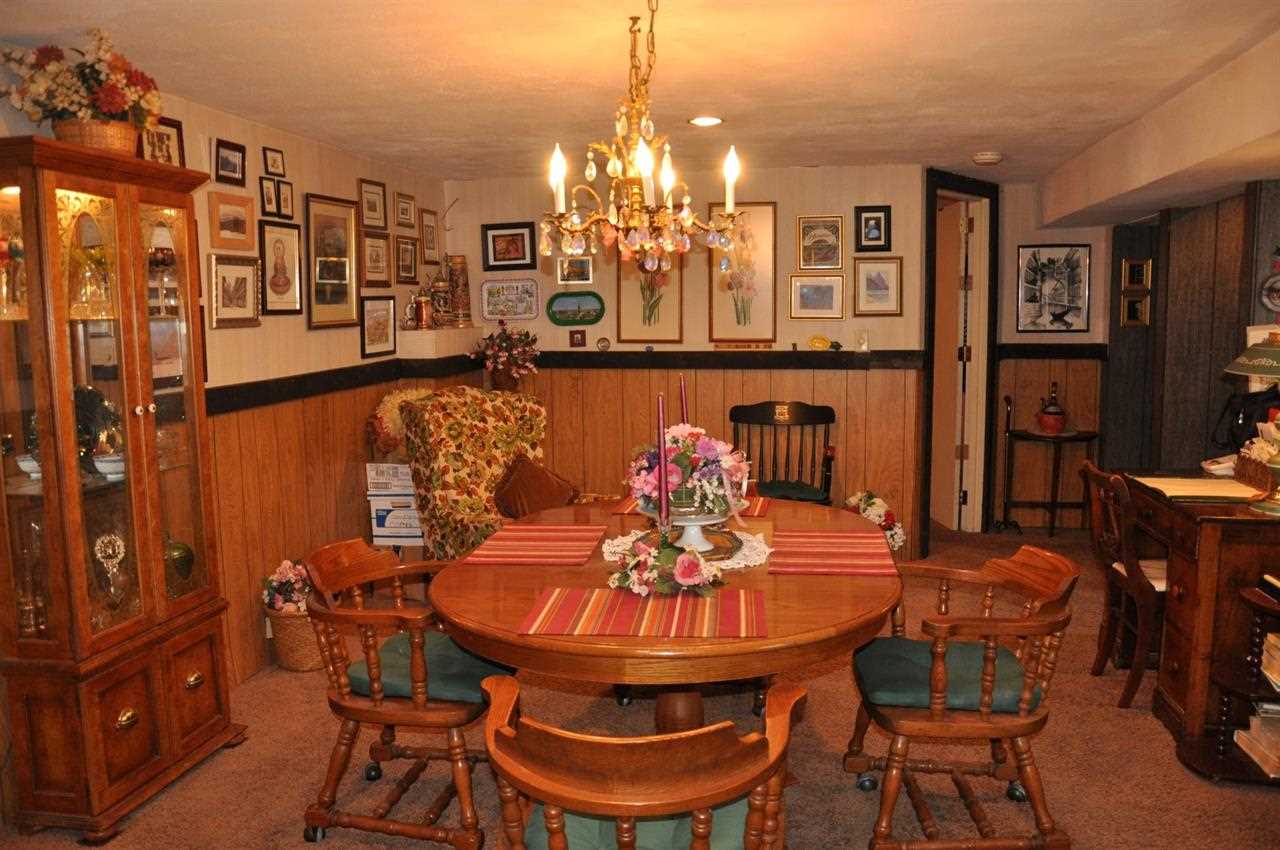 1101 N Bosse Ave, Evansville, IN 47720 photo 7