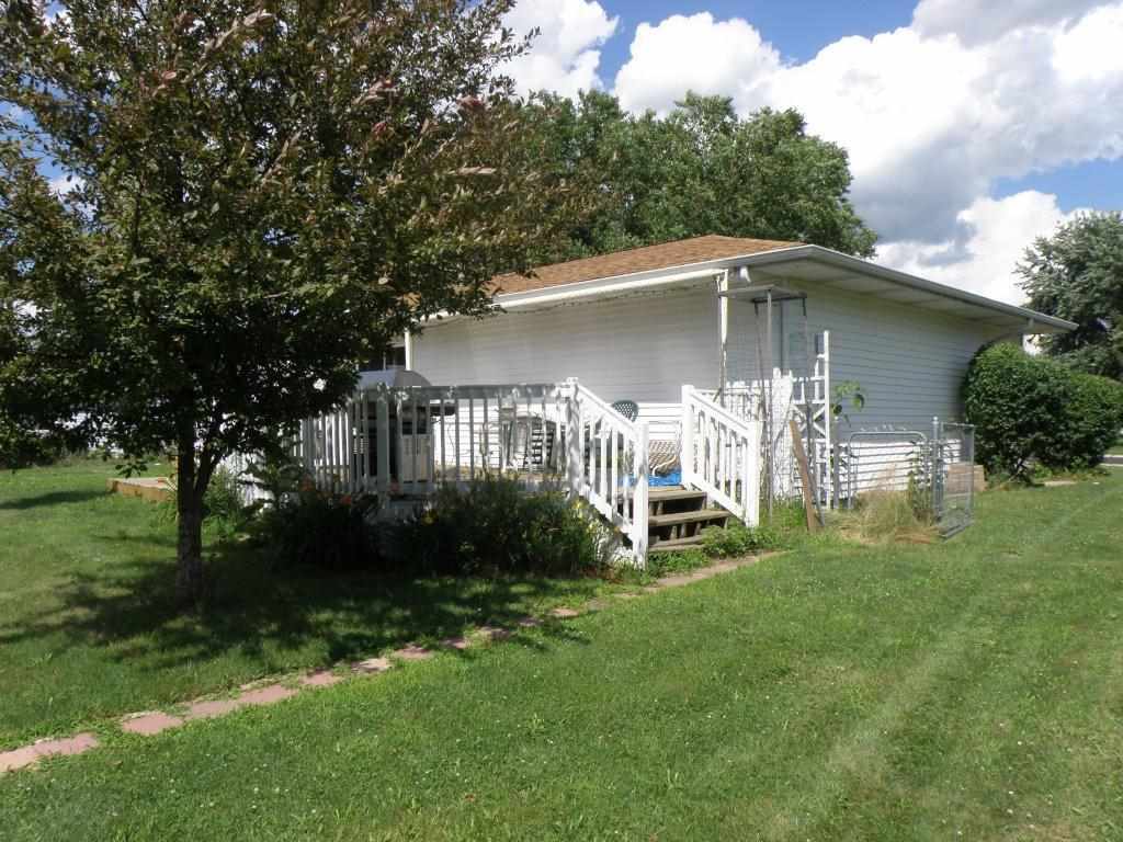 513 S Wheatland Dr, Goshen, IN 46526 photo 4