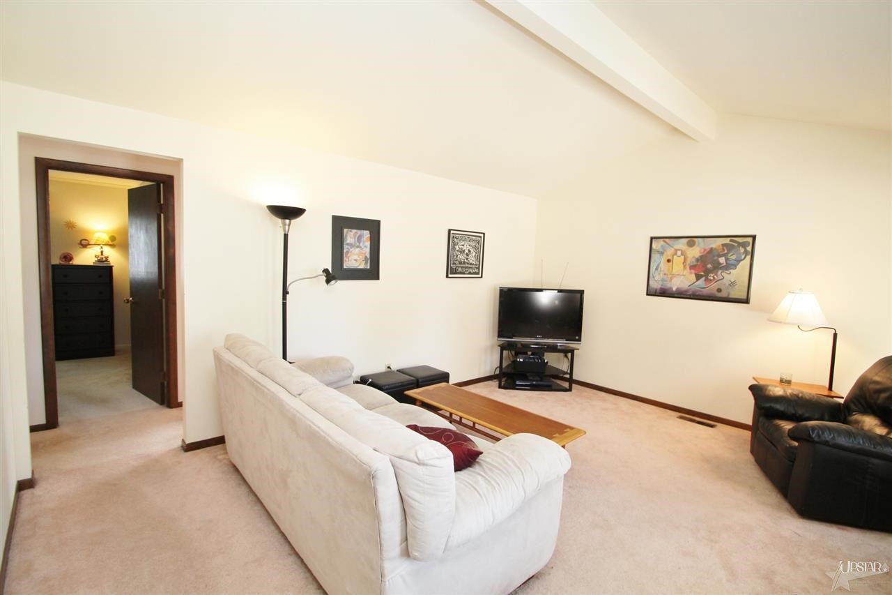 4728 Queensbury Dr, Fort Wayne, IN 46835 photo 6