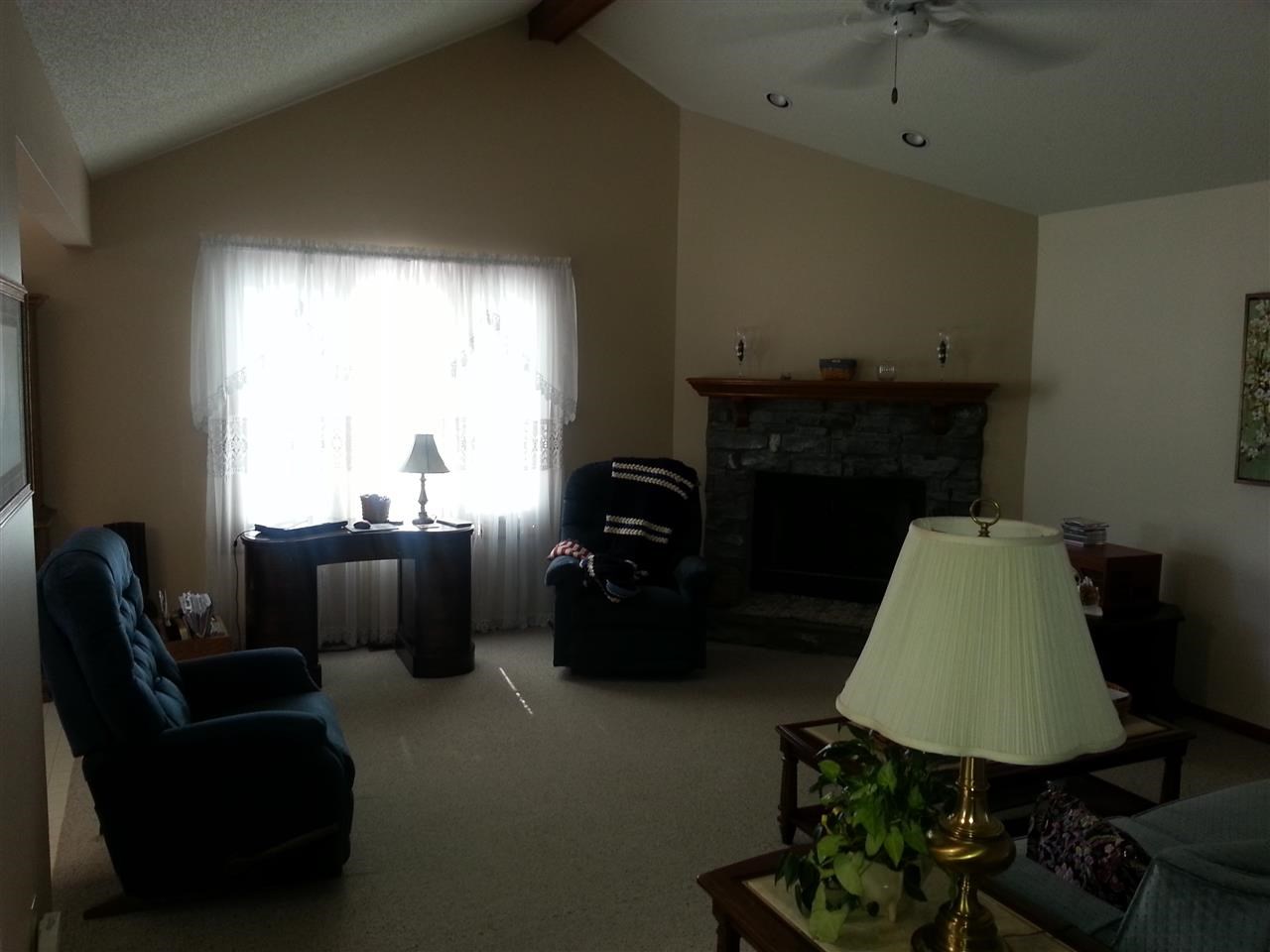 412 Drake Rd, Kendallville, IN 46755 photo 5