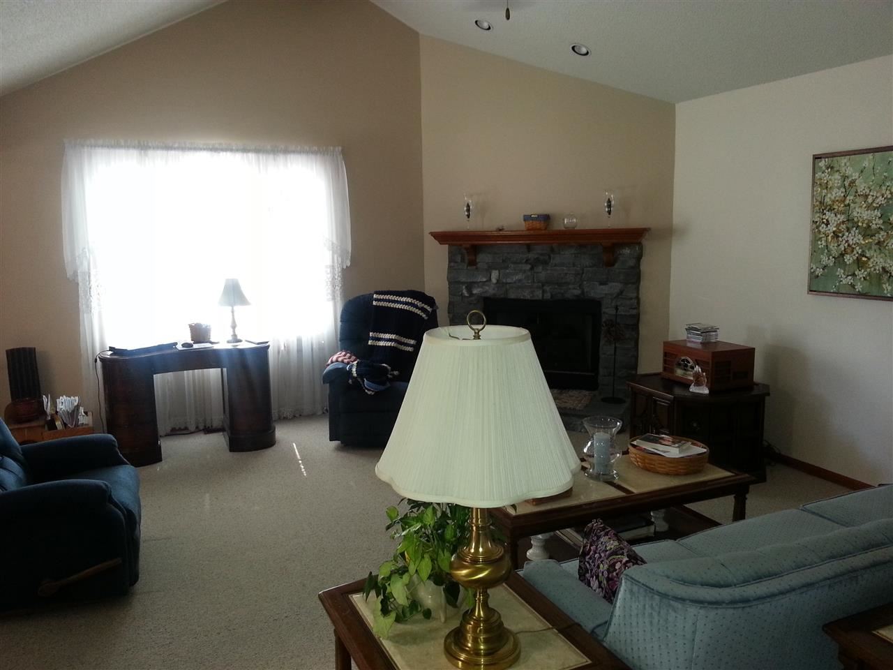 412 Drake Rd, Kendallville, IN 46755 photo 4