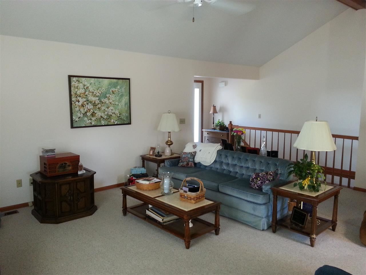 412 Drake Rd, Kendallville, IN 46755 photo 6