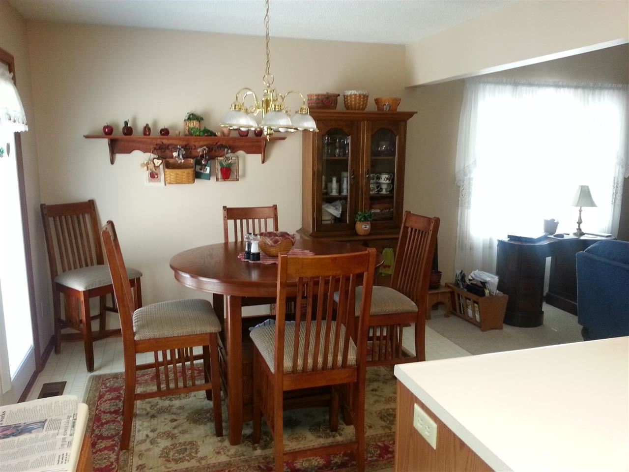 412 Drake Rd, Kendallville, IN 46755 photo 11