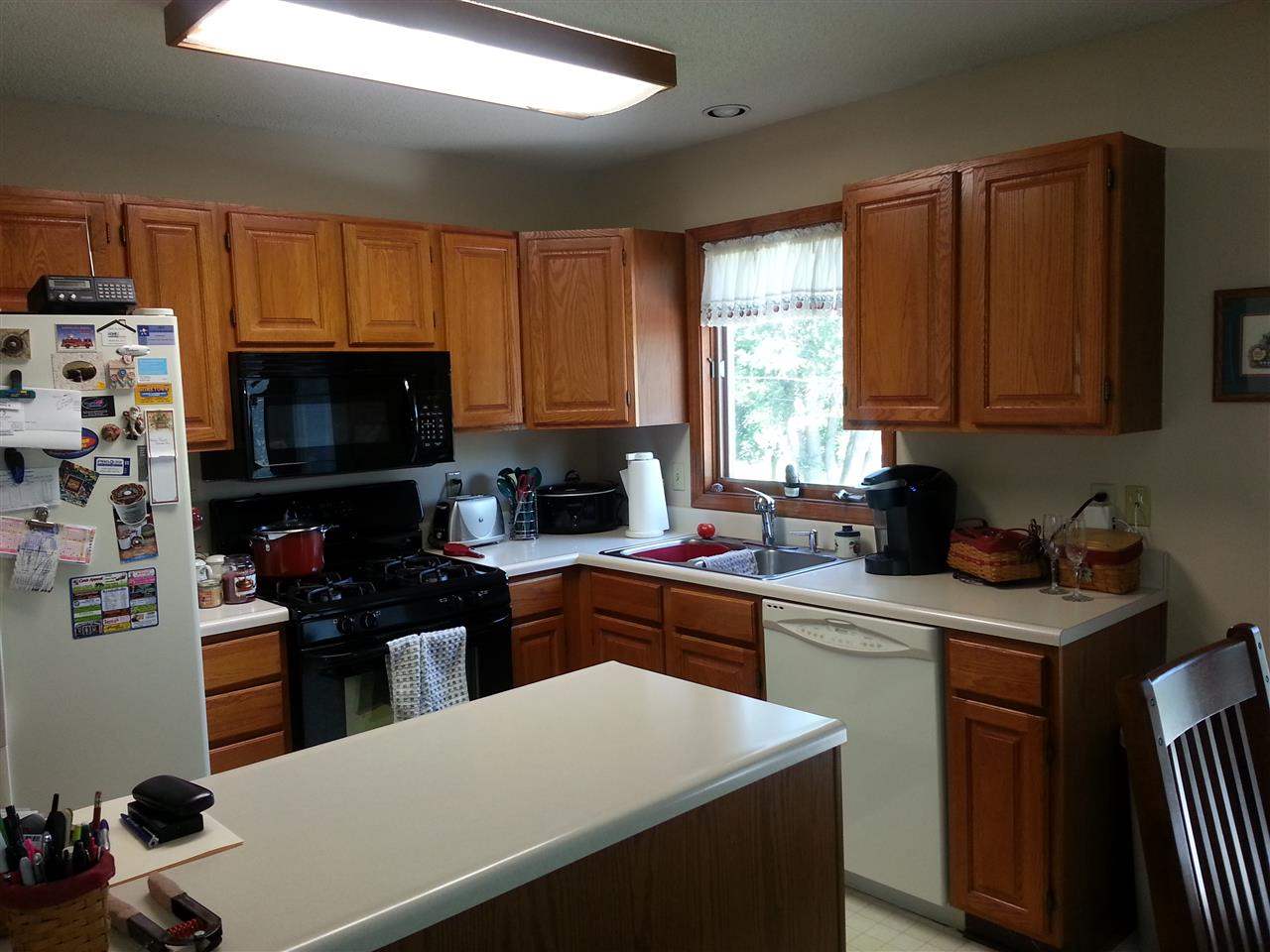 412 Drake Rd, Kendallville, IN 46755 photo 10