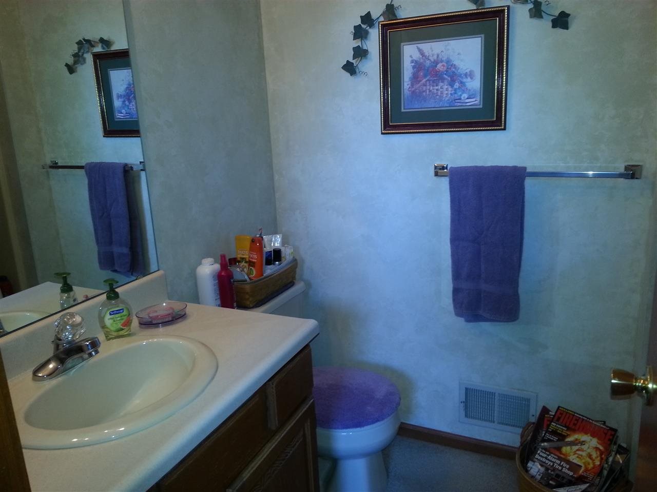 412 Drake Rd, Kendallville, IN 46755 photo 17