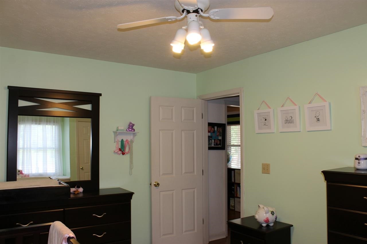 5788 Lisa Ln, Newburgh, IN 47630 photo 20