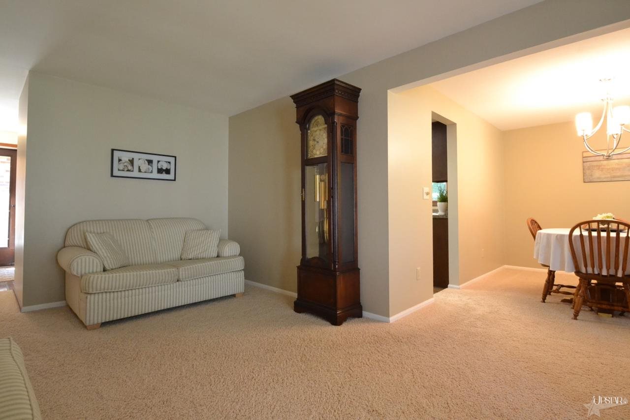 9005 Sea Wind Pl, Fort Wayne, IN 46804 photo 16
