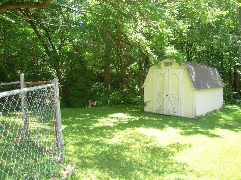 253 E Armstrong St, Frankfort, IN 46041 photo 25