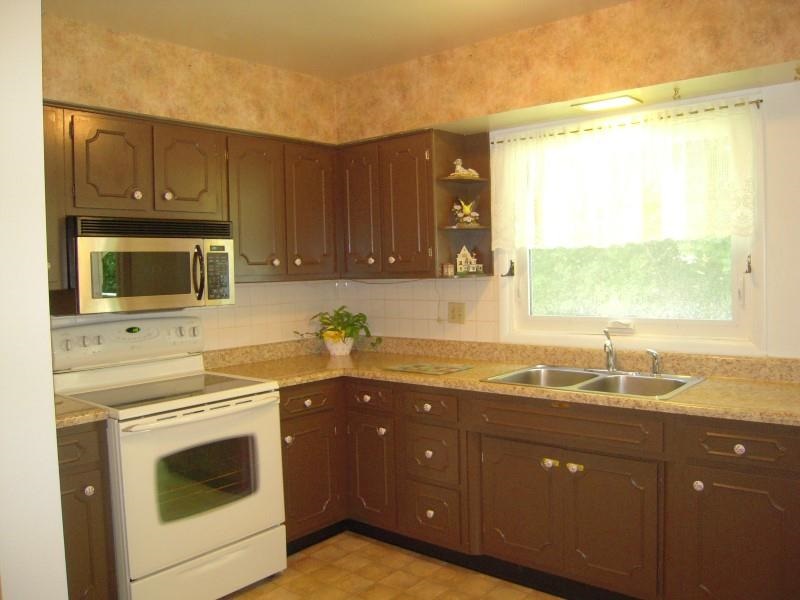 253 E Armstrong St, Frankfort, IN 46041 photo 8