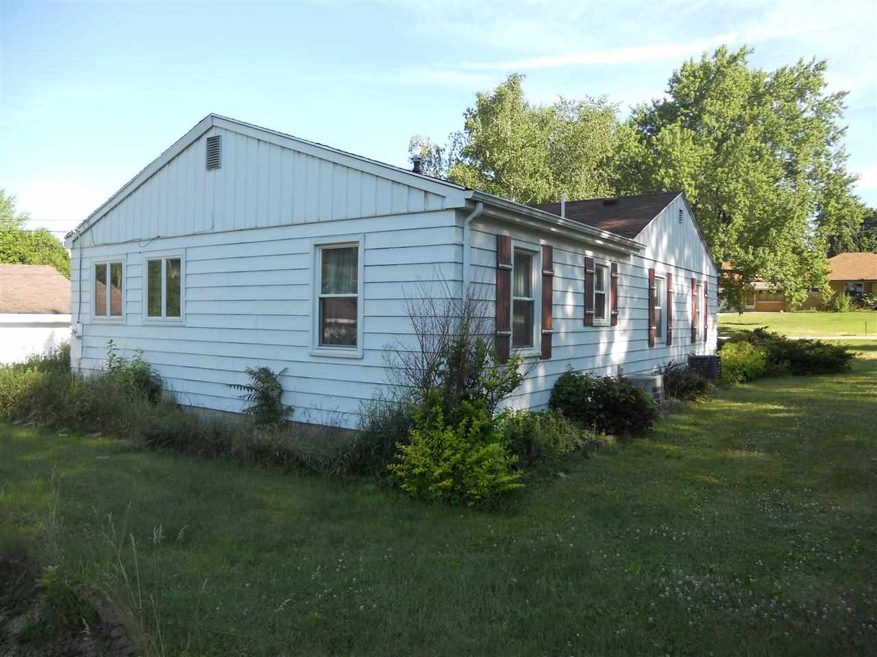 19660 Ruth Ave, South Bend, IN 46614 photo 2