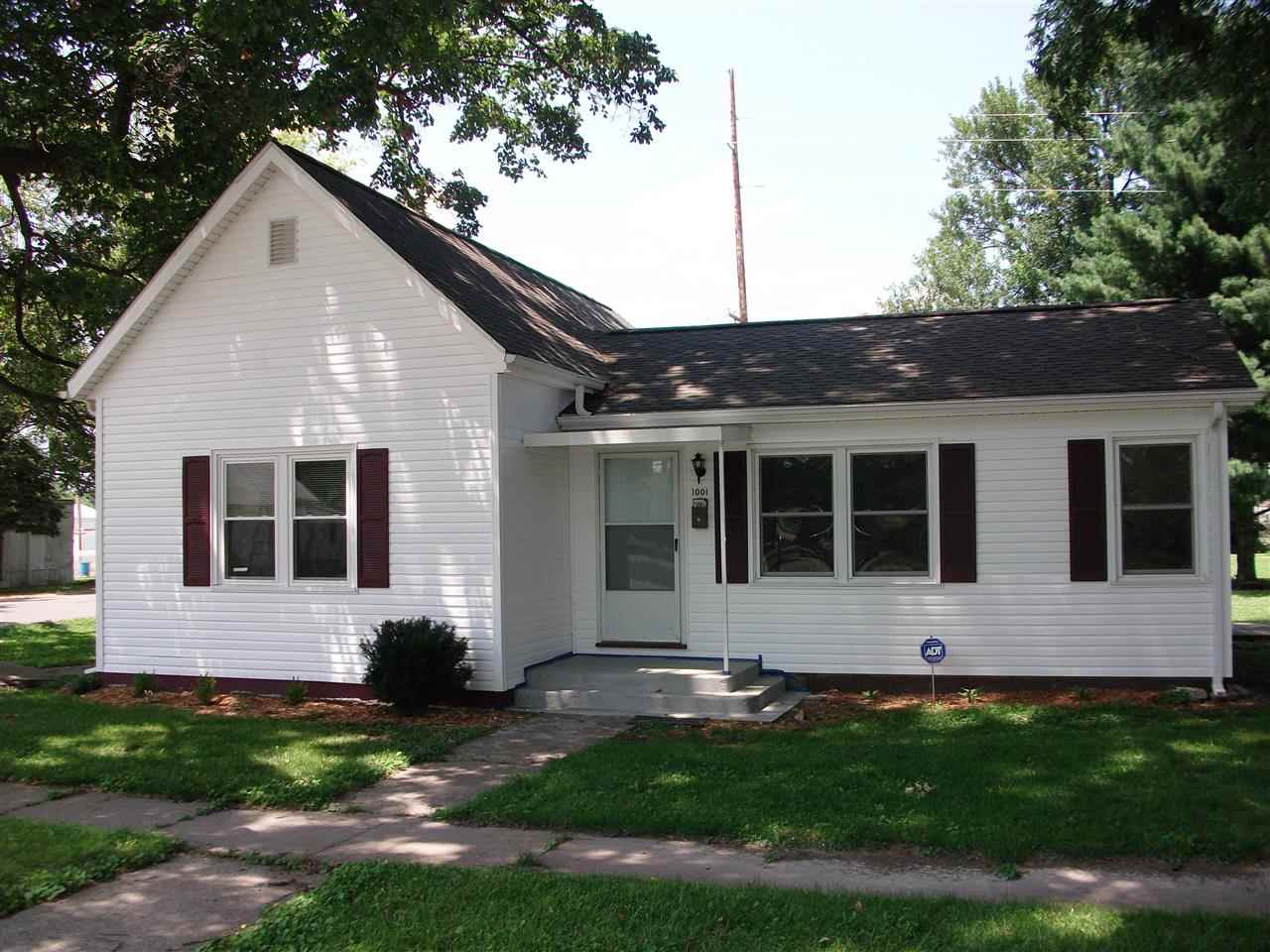 1001 E Water St, Mount Vernon, IN 47620 photo 1