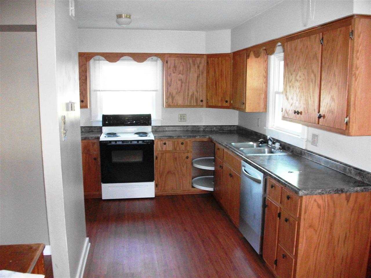 1001 E Water St, Mount Vernon, IN 47620 photo 2