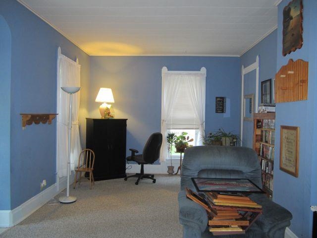 12 Boyer St, Williamsport, IN 47993 photo 2