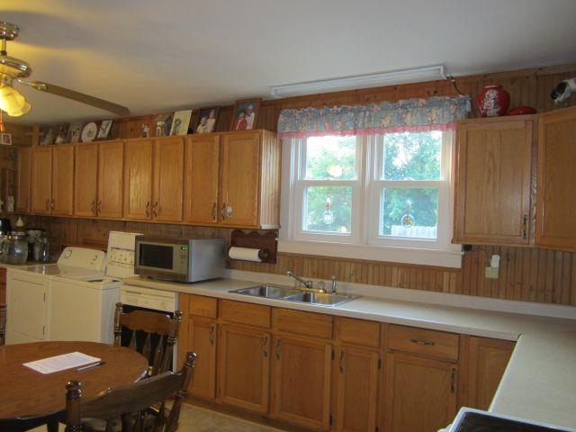 12 Boyer St, Williamsport, IN 47993 photo 5