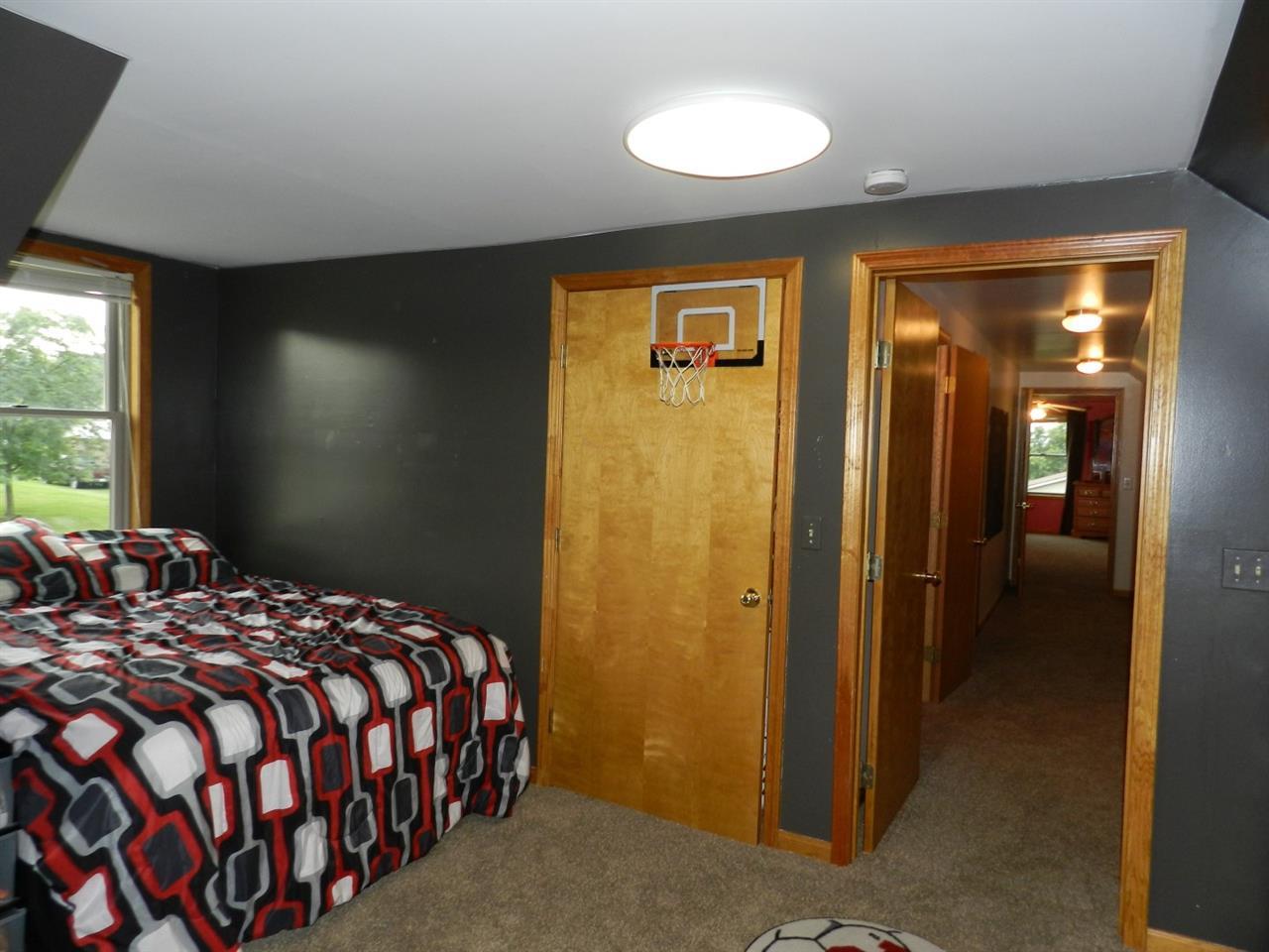 2608 W Julie Dr, Princeton, IN 47670 photo 25