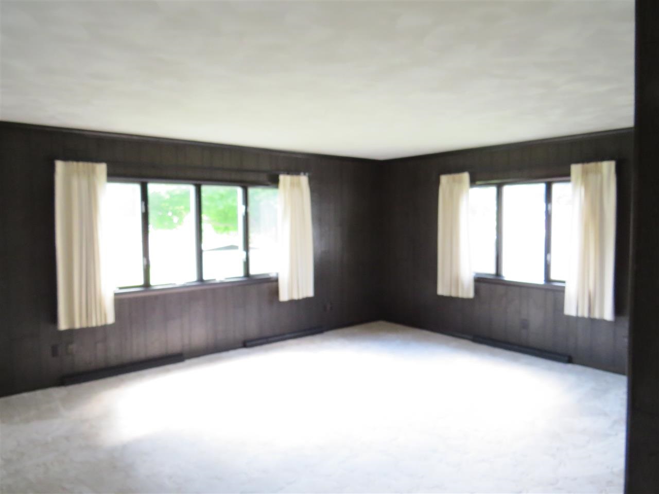 104 N Winter Ave, Goshen, IN 46526 photo 4