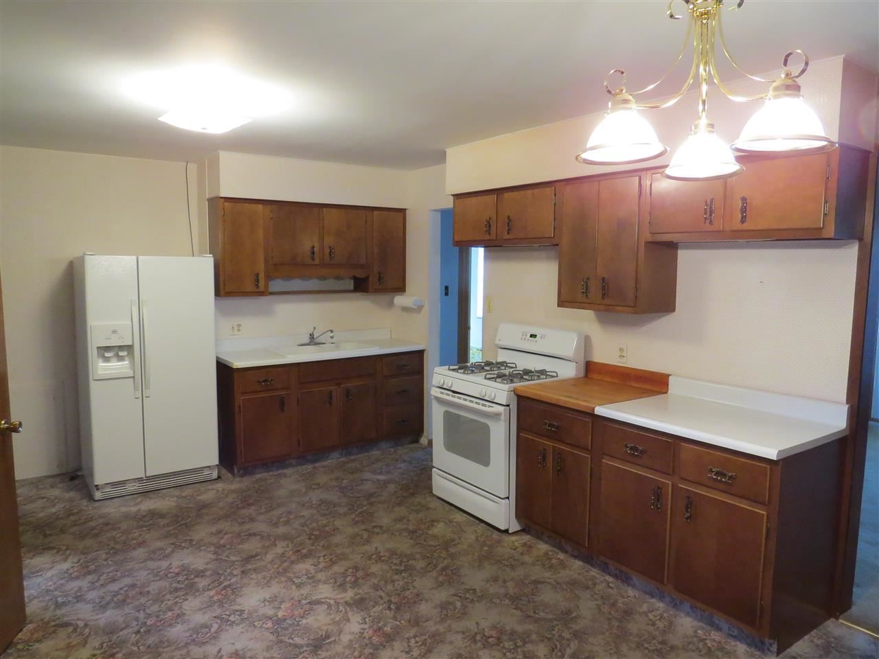 104 N Winter Ave, Goshen, IN 46526 photo 2