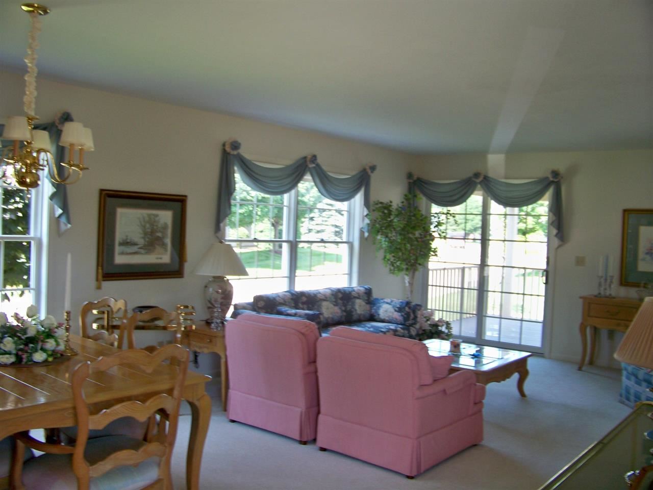 1402 Bradford Ct, Goshen, IN 46528 photo 4