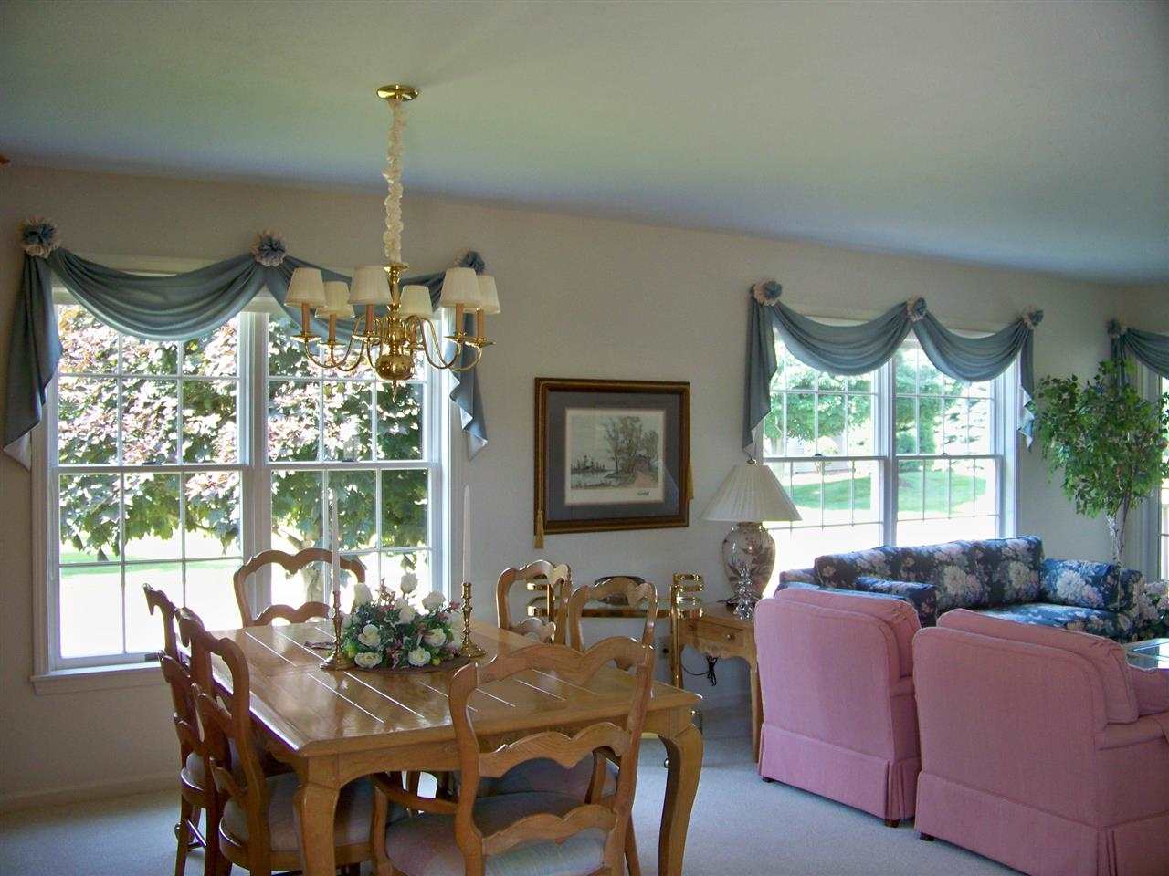 1402 Bradford Ct, Goshen, IN 46528 photo 3
