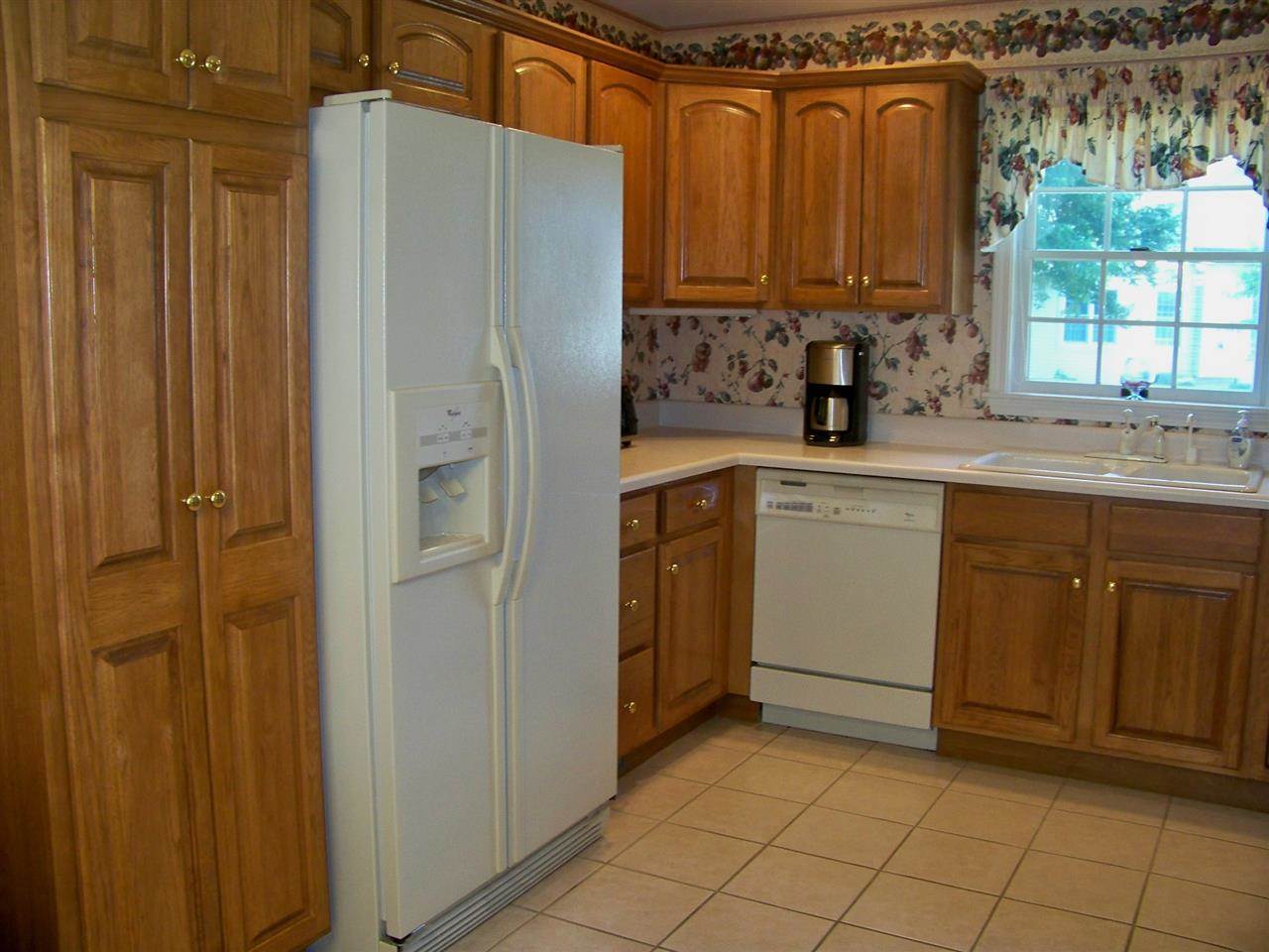 1402 Bradford Ct, Goshen, IN 46528 photo 12
