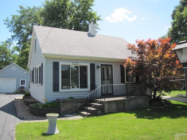 1521 Ashley Ave, Fort Wayne, IN 46825 photo 1