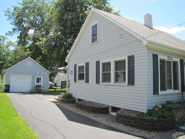 1521 Ashley Ave, Fort Wayne, IN 46825 photo 5