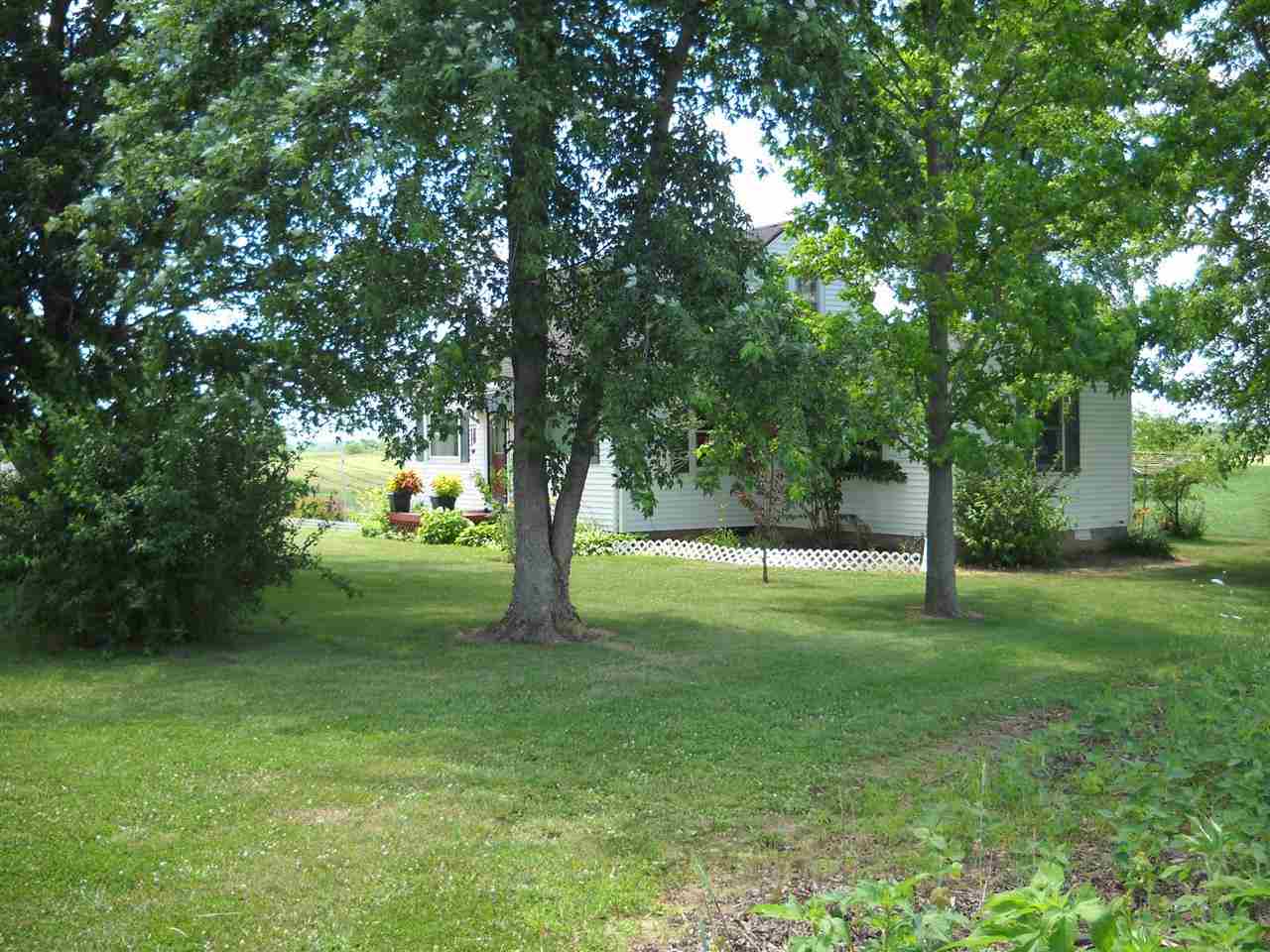8558 N Meridian Rd, Denver, IN 46926 photo 4
