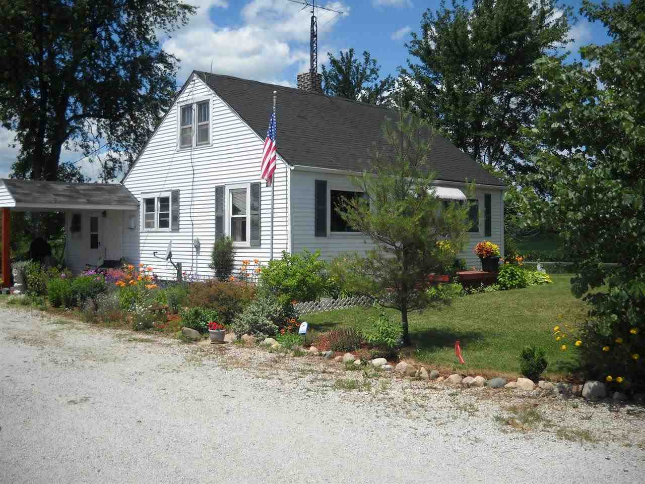 8558 N Meridian Rd, Denver, IN 46926 photo 3
