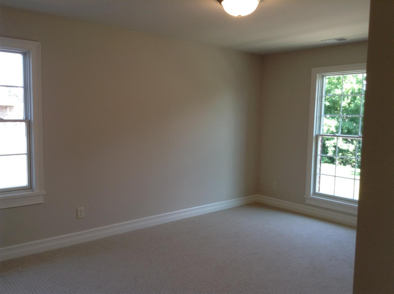 8131 Wyngate Cir, Newburgh, IN 47630 photo 23