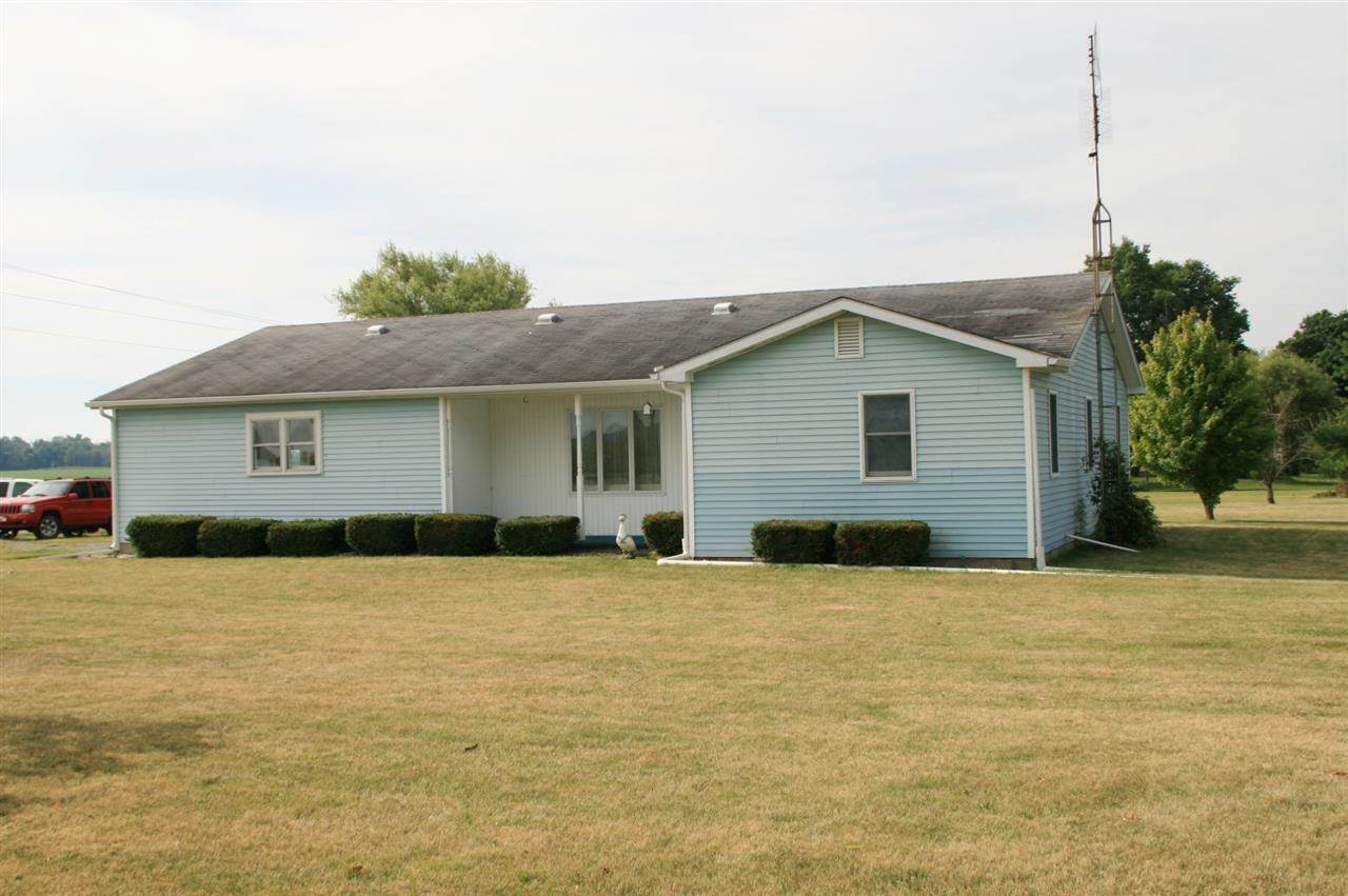 5998 N 200 W, North Manchester, IN 46962 photo 2
