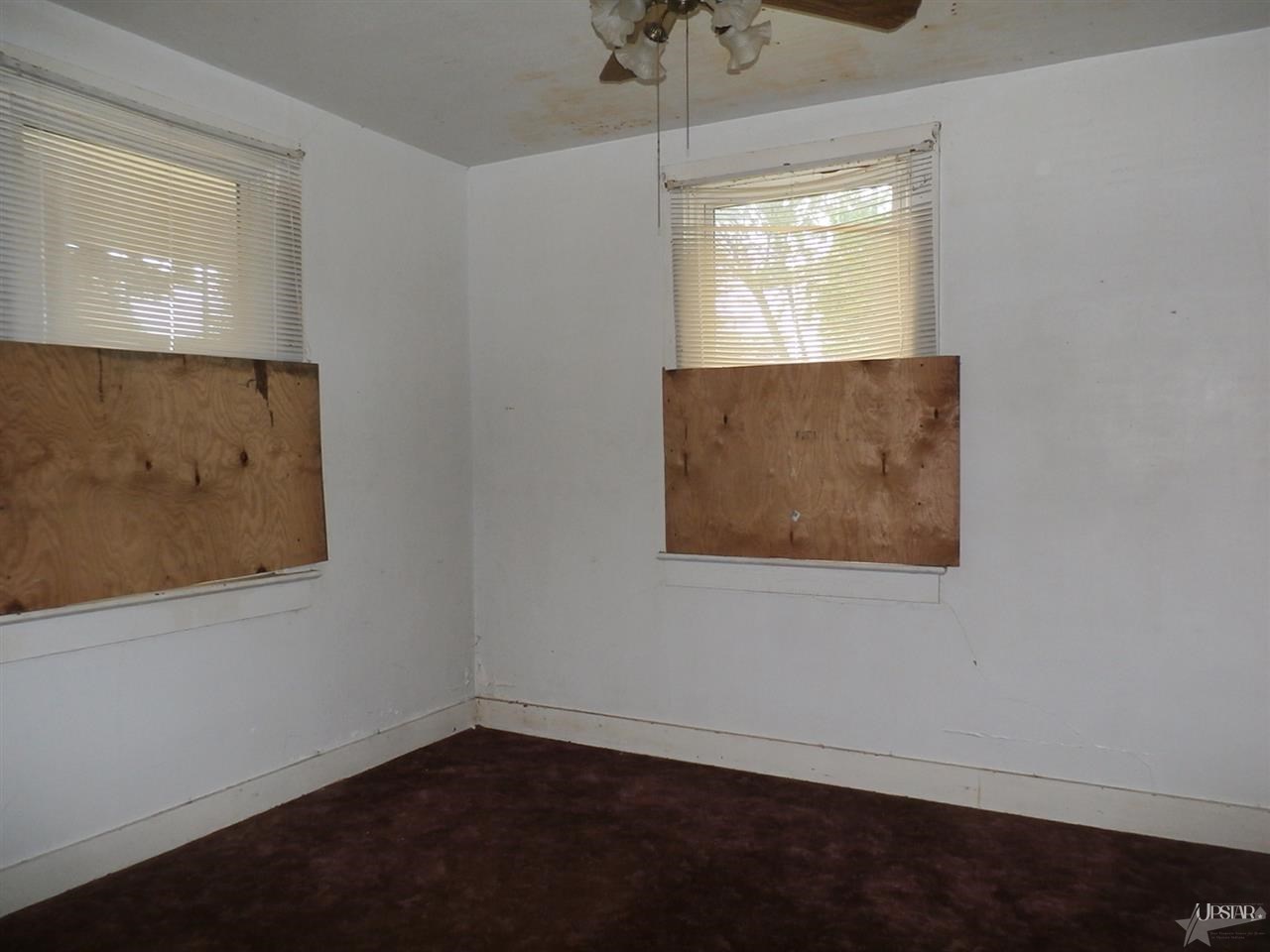 1304 Winter St, Fort Wayne, IN 46803 photo 3