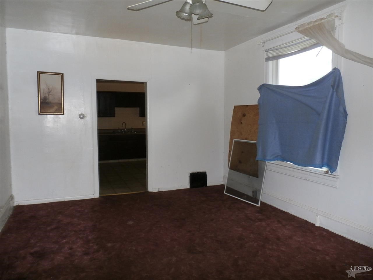 1304 Winter St, Fort Wayne, IN 46803 photo 2