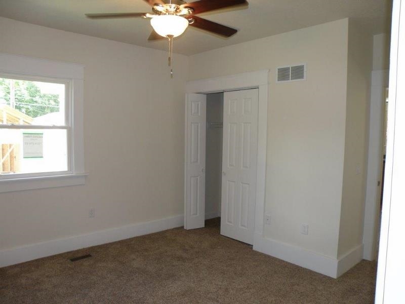712 N 5th St, Goshen, IN 46528 photo 10