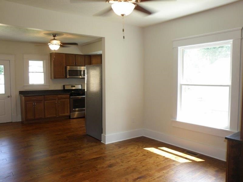 712 N 5th St, Goshen, IN 46528 photo 7