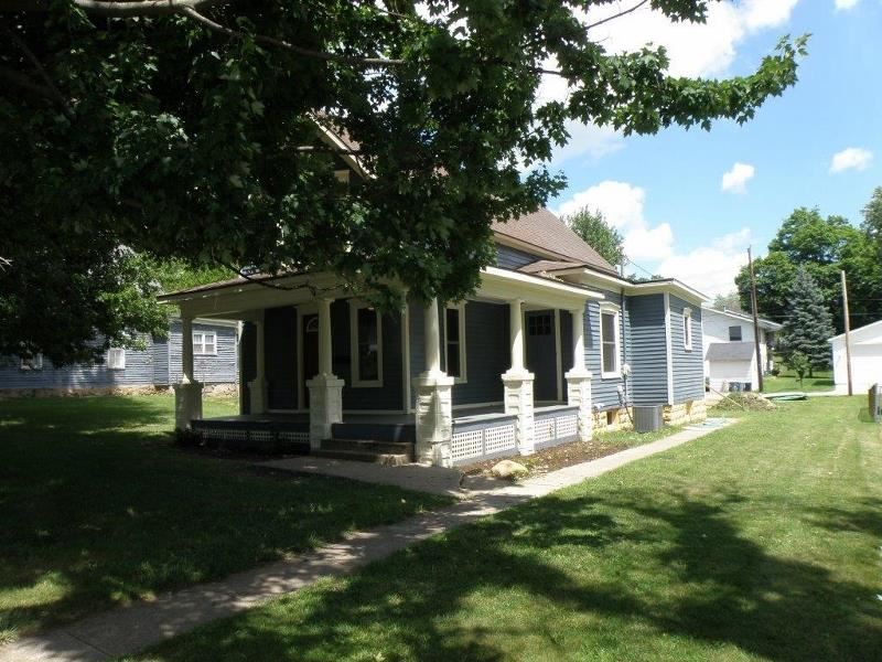 712 N 5th St, Goshen, IN 46528 photo 2