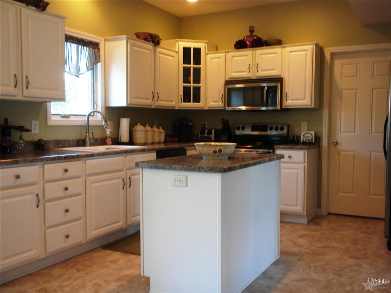 925 Island Brooks Ln, Fort Wayne, IN 46845 photo 13
