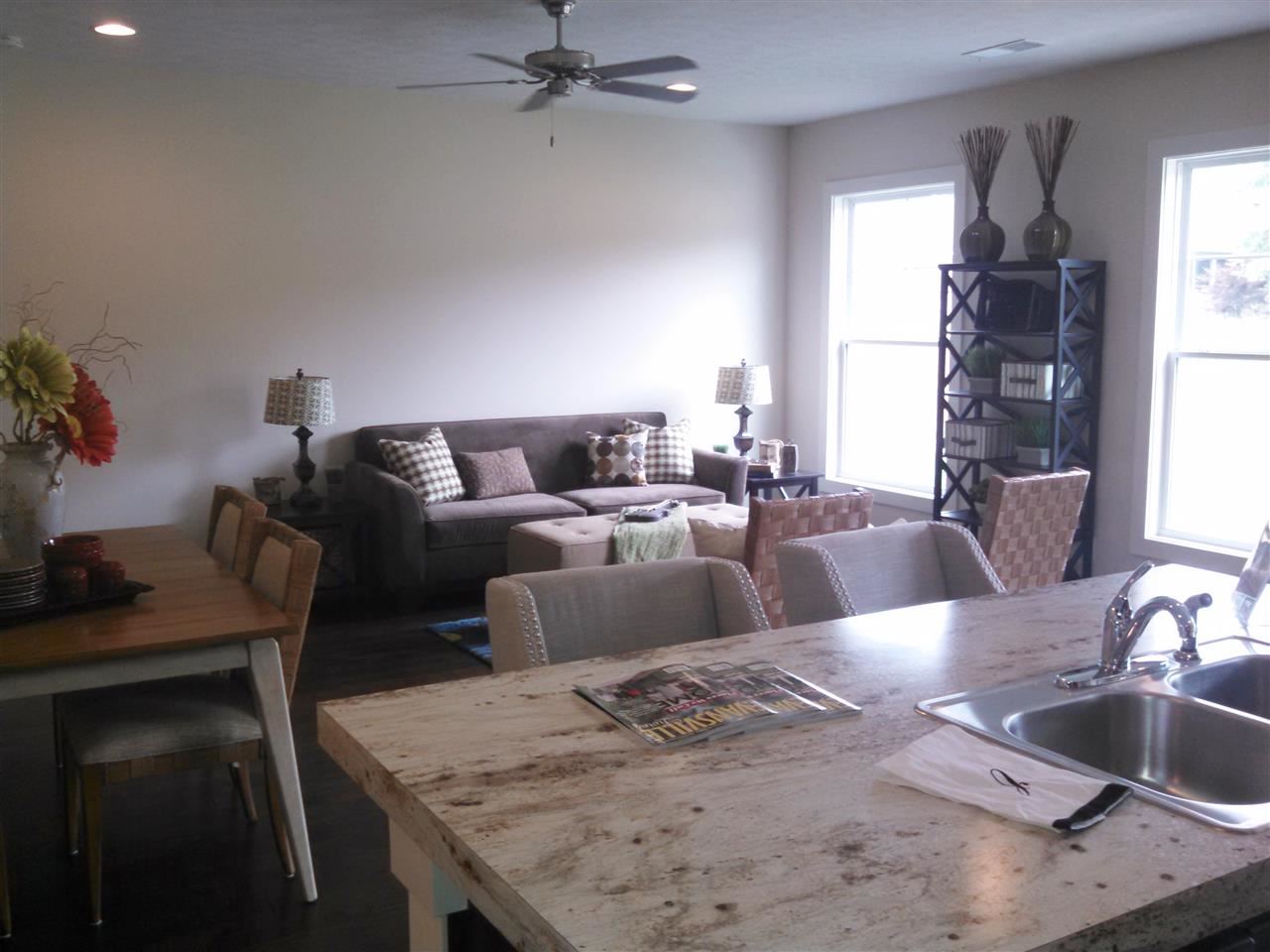 805 Criterion Way, Evansville, IN 47711 photo 2