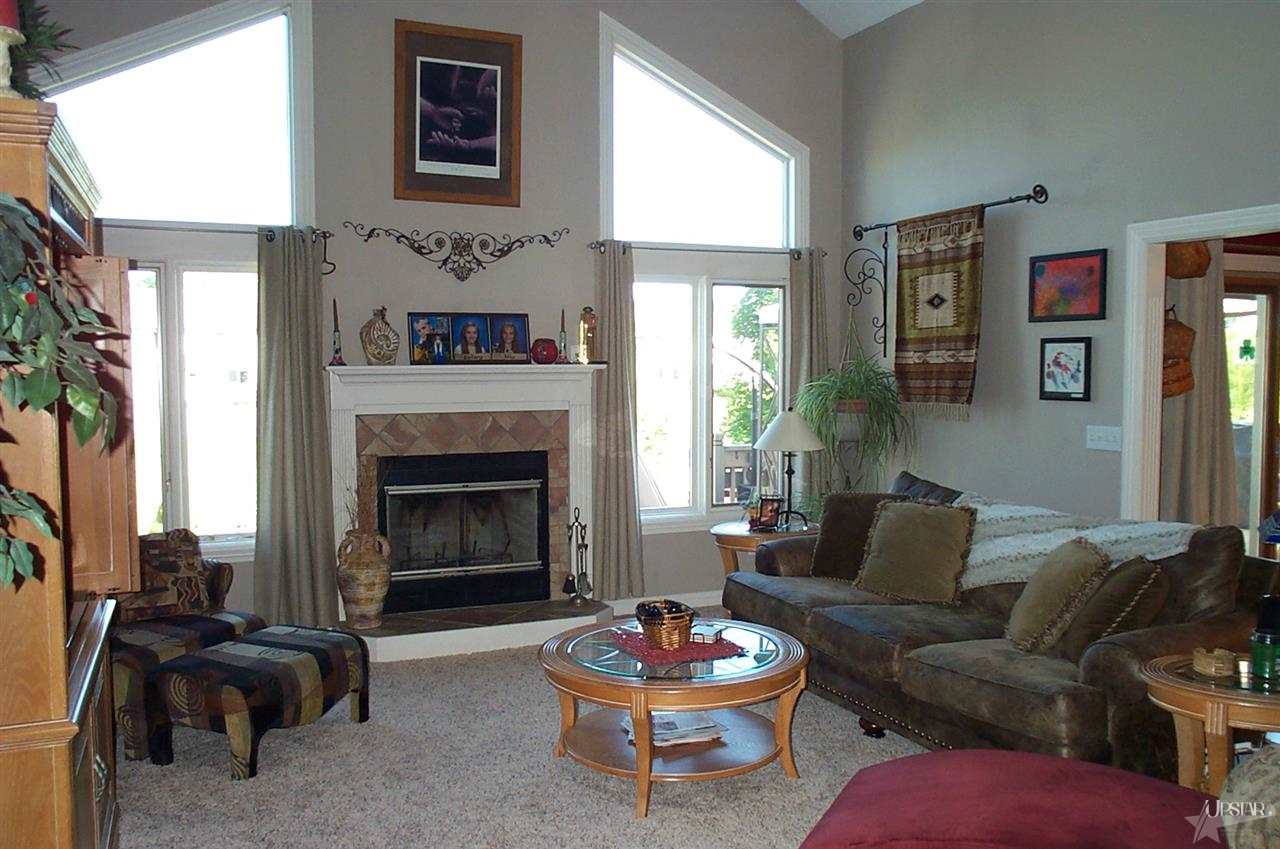 10015 Winding Creek Ln, Fort Wayne, IN 46804 photo 9