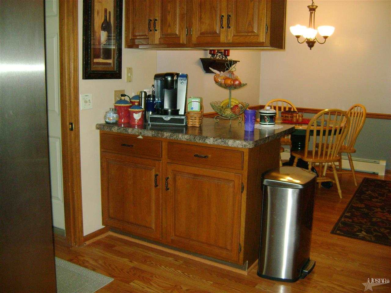 229 N Oak St, Columbia City, IN 46725 photo 9