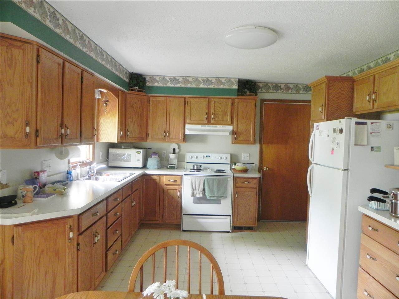 708 Crestview Dr, North Manchester, IN 46962 photo 3
