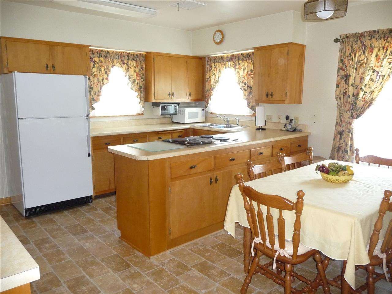 939 Macarthur St, Jasper, IN 47546 photo 10