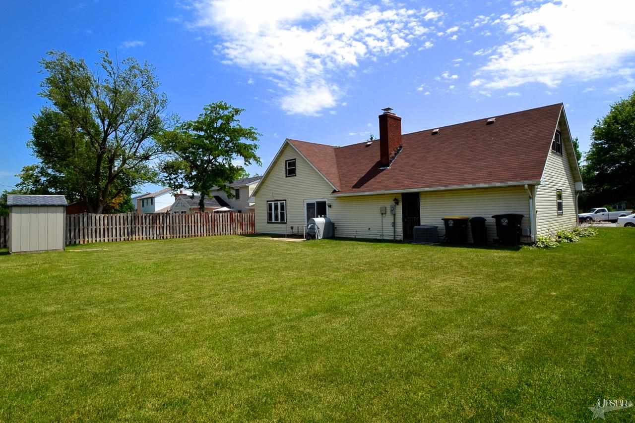 7525 Ensign Ct, Fort Wayne, IN 46816 photo 3