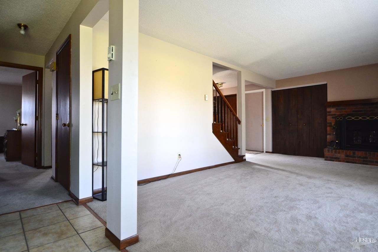 7525 Ensign Ct, Fort Wayne, IN 46816 photo 8